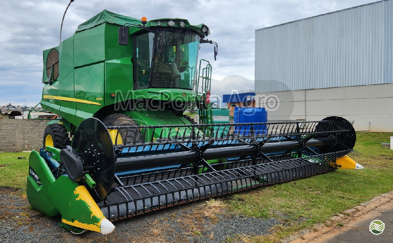 COLHEITADEIRA JOHN DEERE JOHN DEERE S430 MacPonta - John Deere PONTA GROSSA PARANÁ PR